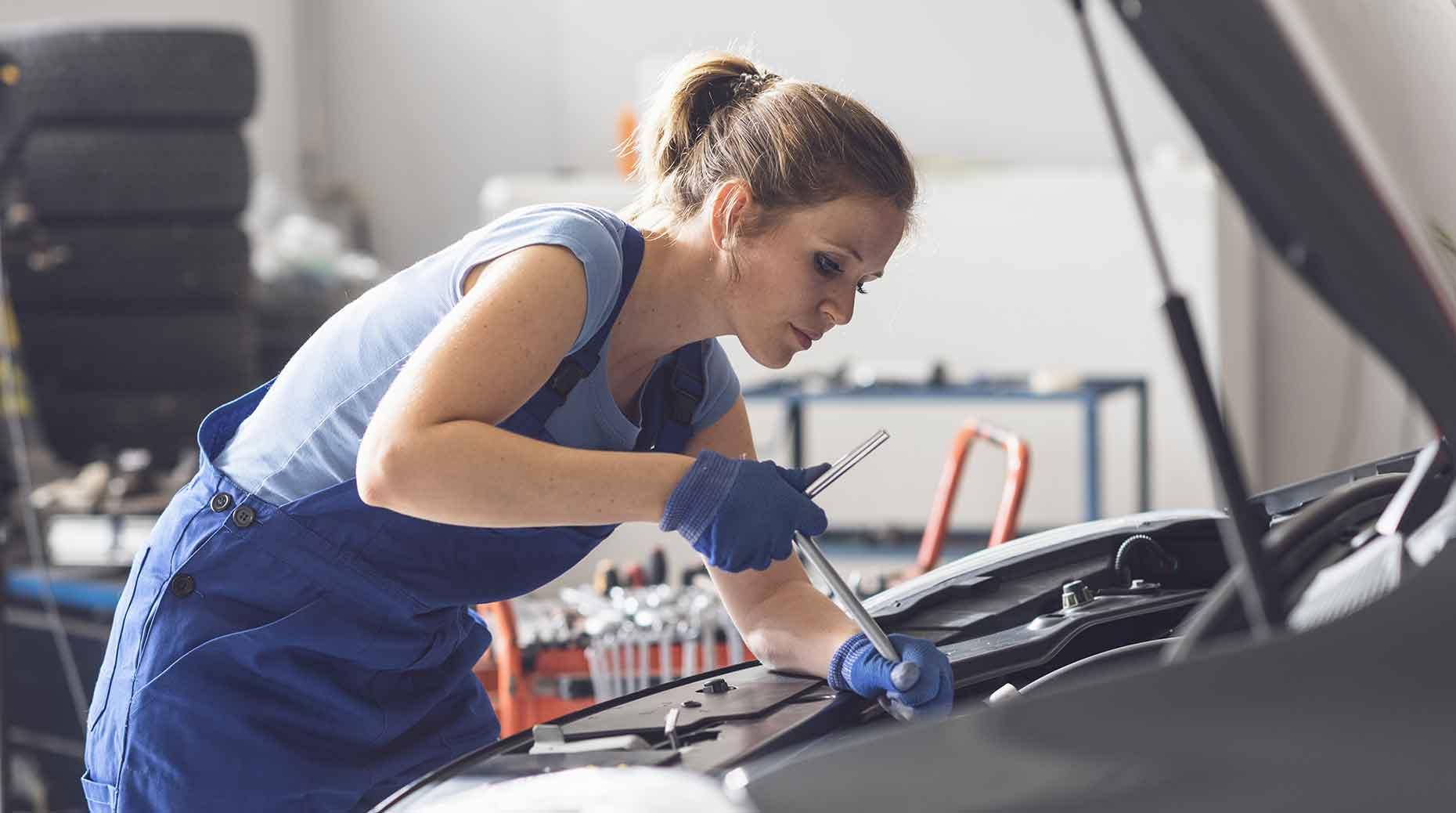 Visuel Assurance auto : Moins de réparations mais plus chères