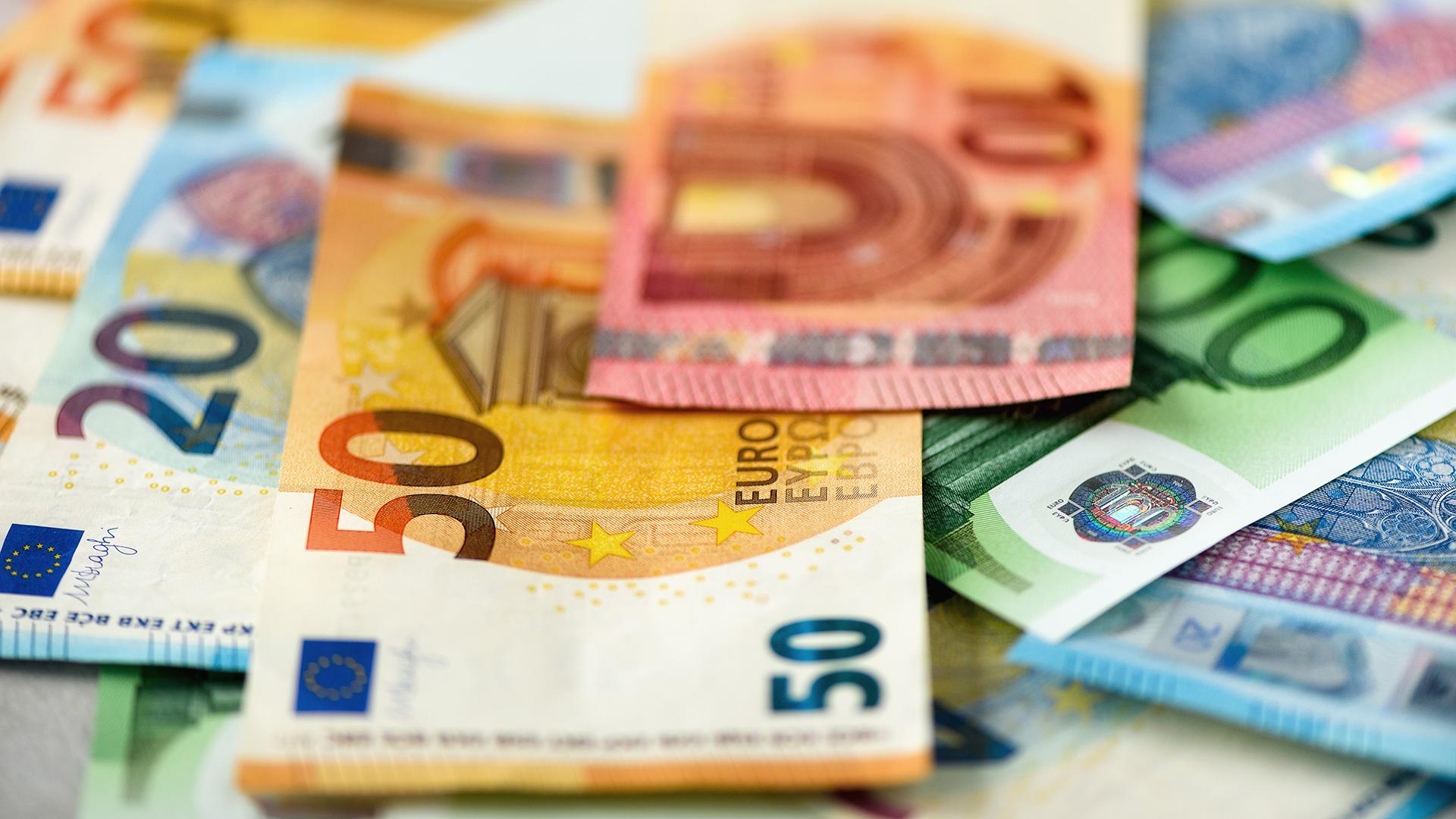 Visuel Assurance vie : La collecte au plus haut en mars