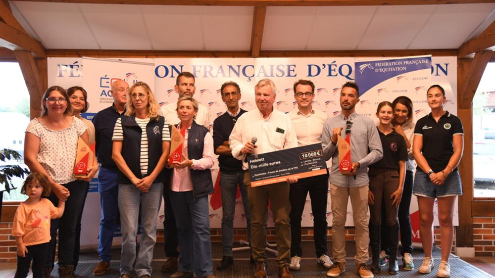 Visuel Equitation : Generali, la FFE et EquiAction lancent un nouveau trophée dédié à l’engagement durable des établissements équestres