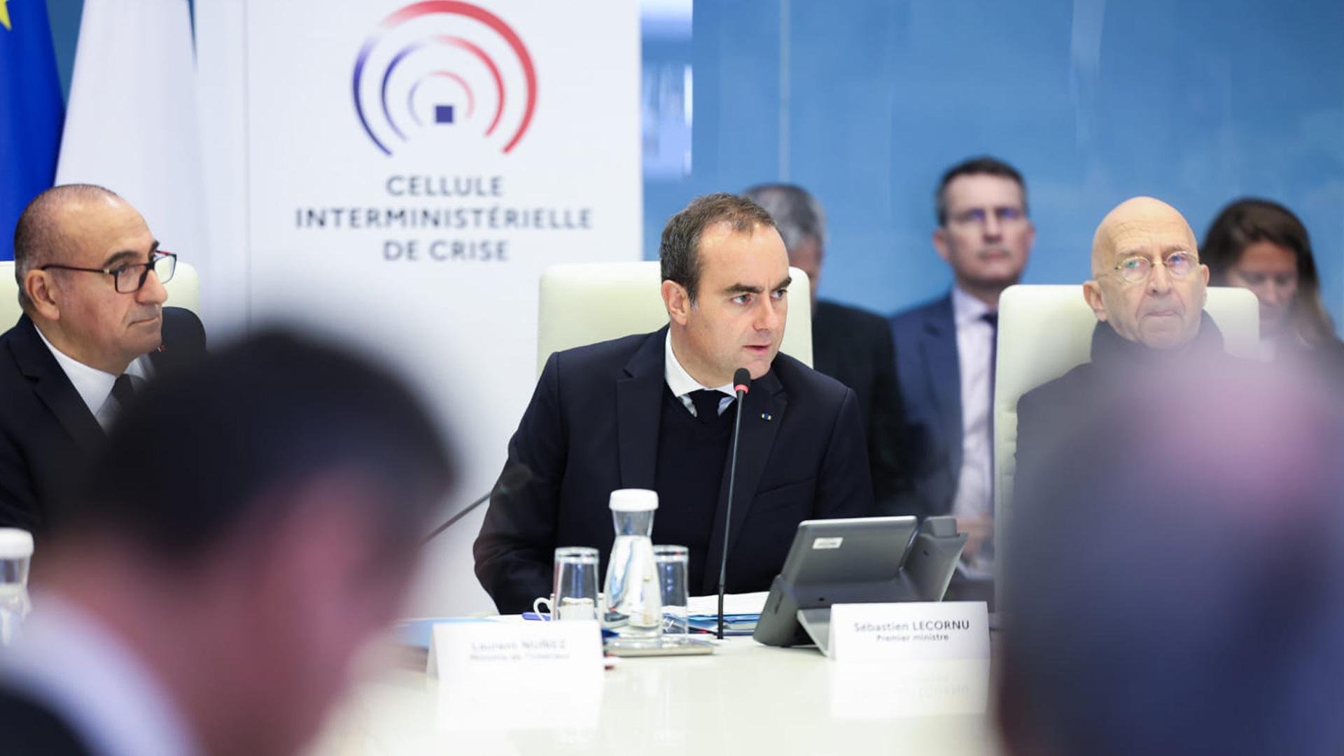 Émeutes : Sébastien Lecornu en appelle aux assureurs